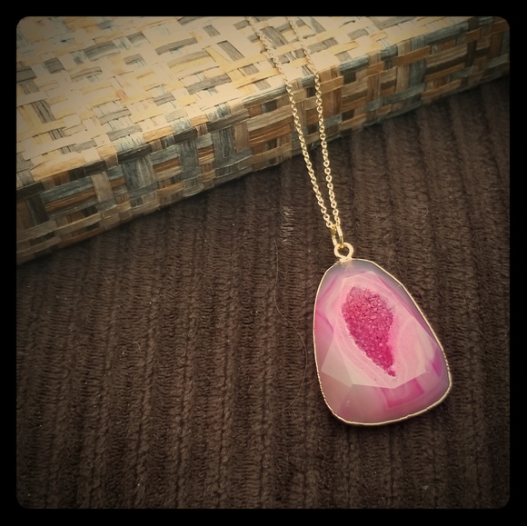Pink Agate Necklace - Picture 3 of 4